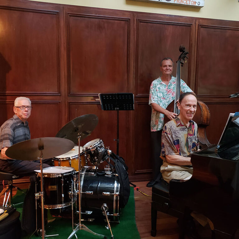 Joel Zelnik Trio